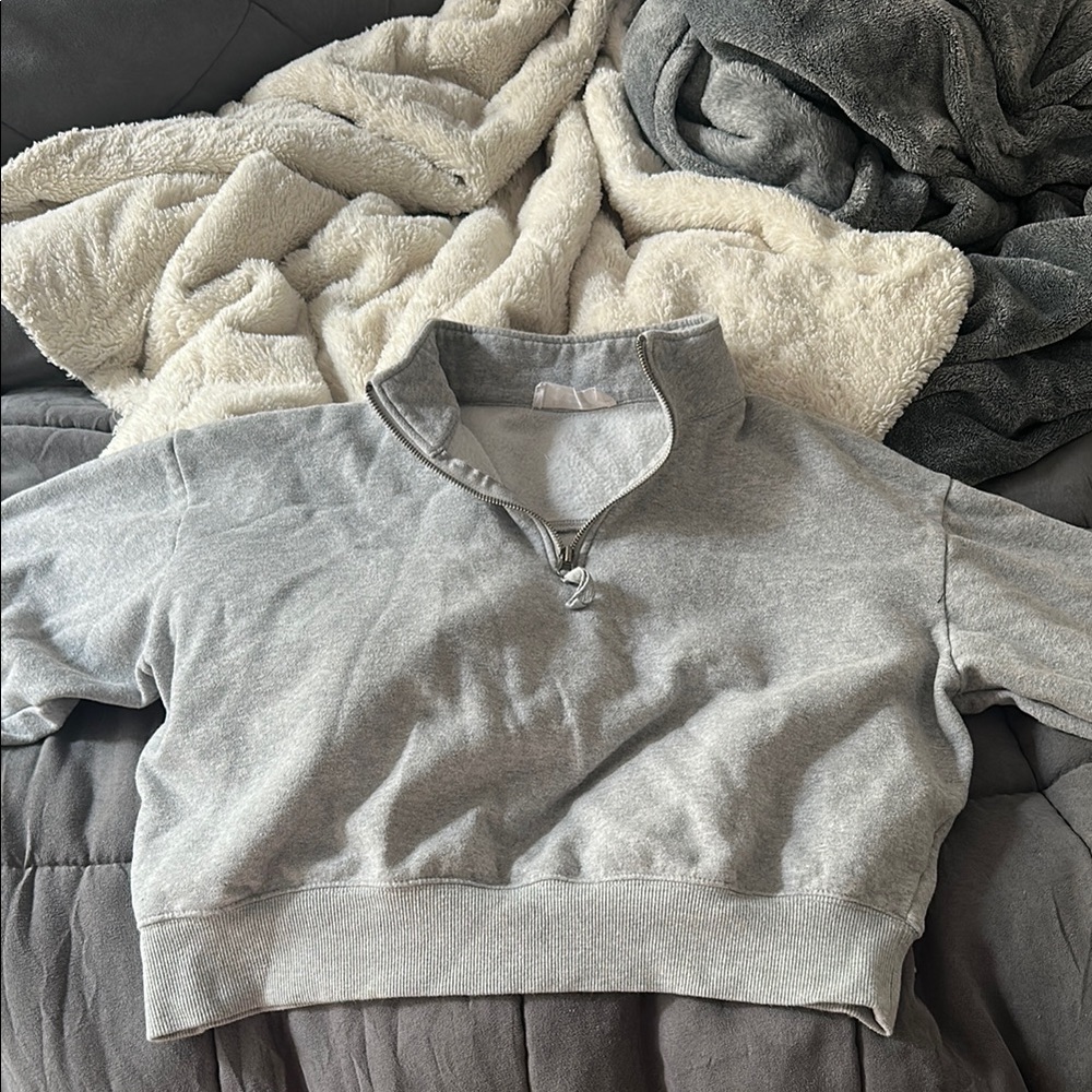 Double Zero Gray Scuba Sweatshirt Casual Comfort